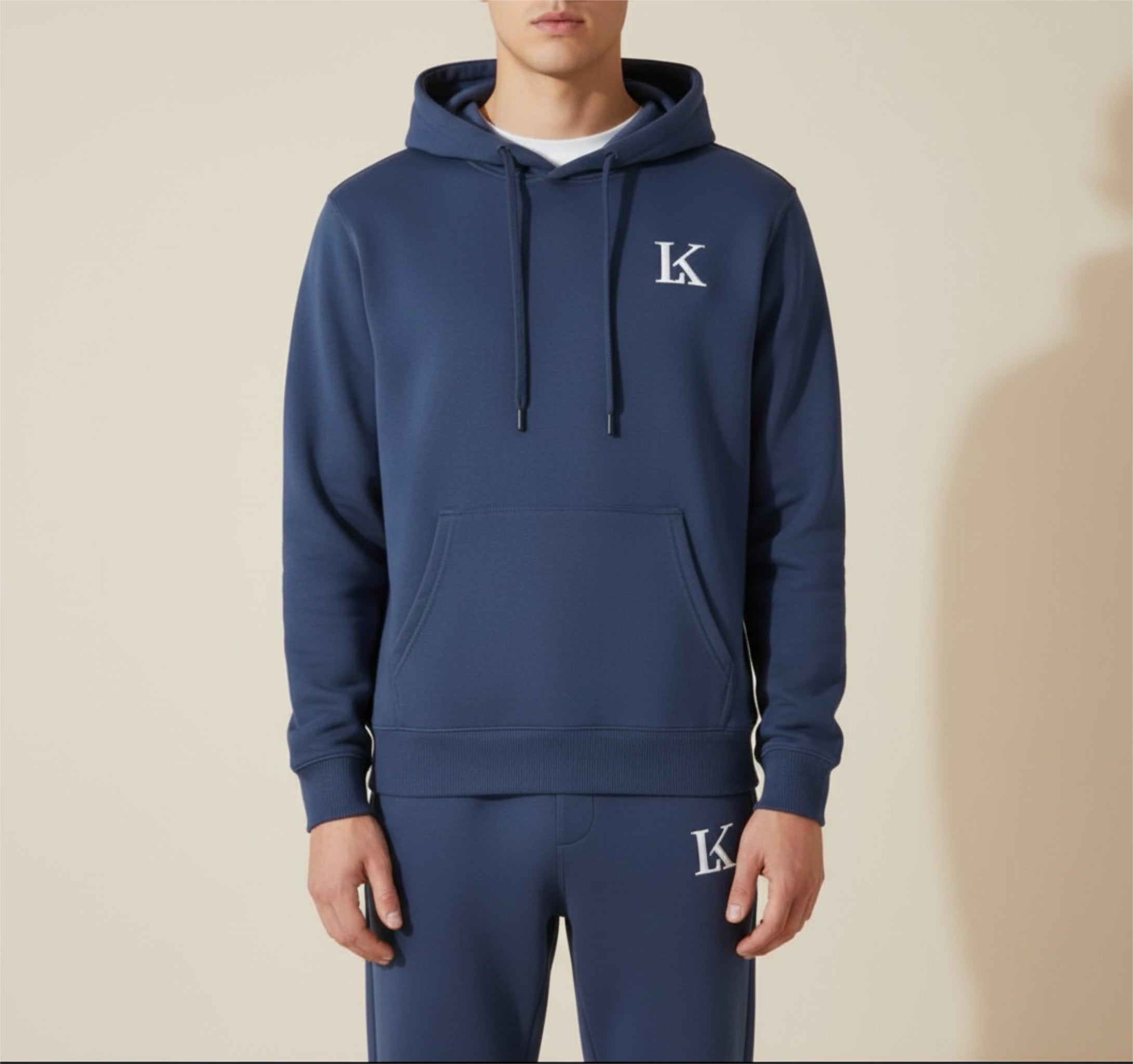 Byxor/ tröja Lowkey